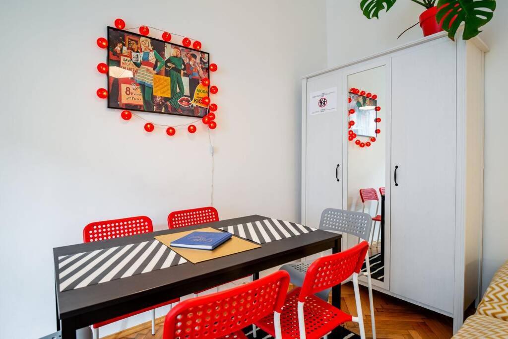 Blue Peace-Apartment With Free Parking In Center For 1-6 People Krasków Exterior foto