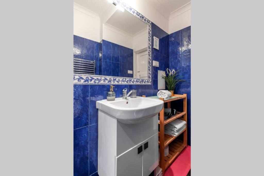 Blue Peace-Apartment With Free Parking In Center For 1-6 People Krasków Exterior foto
