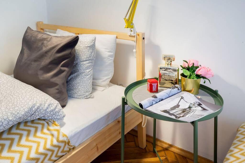 Blue Peace-Apartment With Free Parking In Center For 1-6 People Krasków Exterior foto